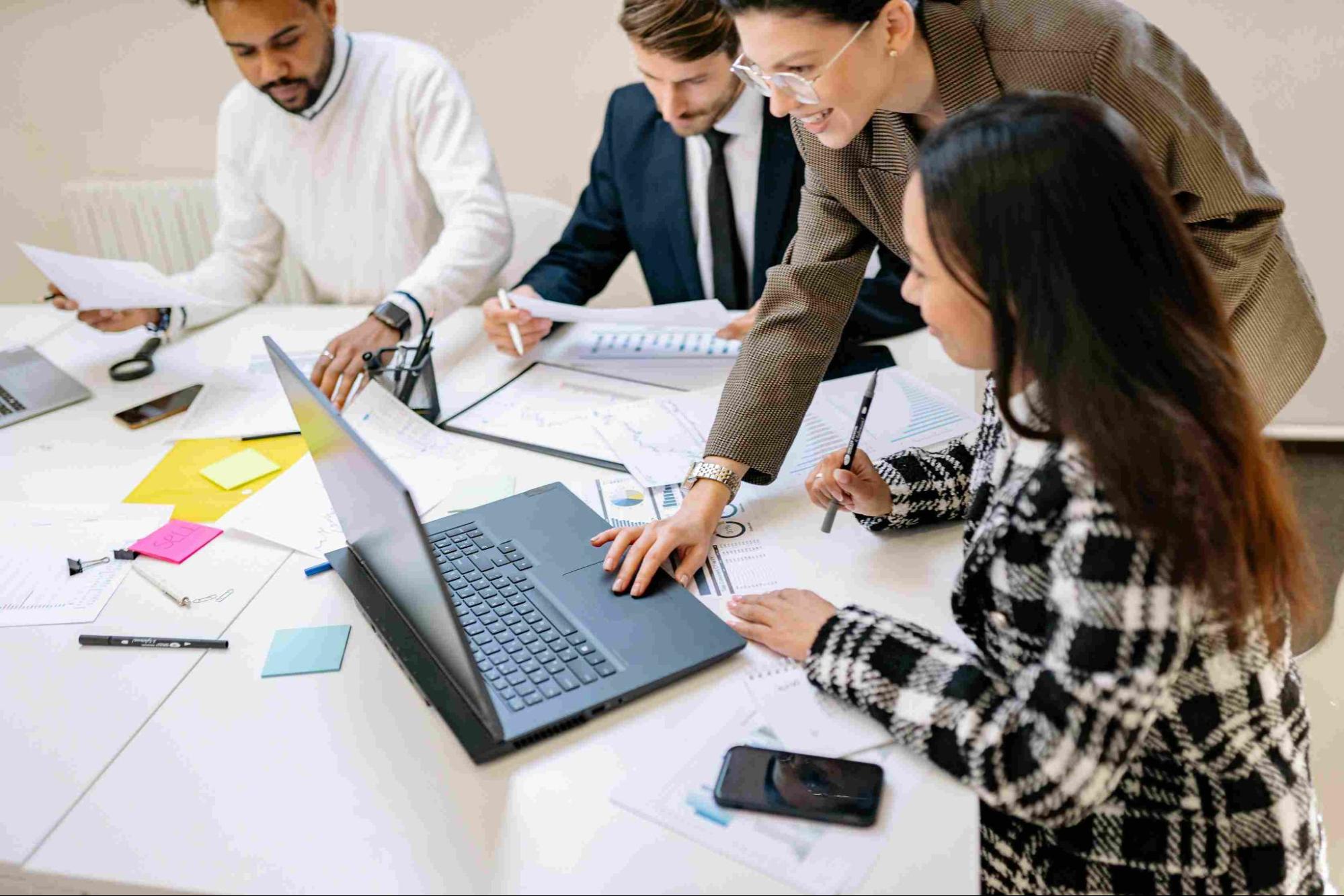 Side-by-Side Comparison: In-House Setup vs. Expert Guidance 
